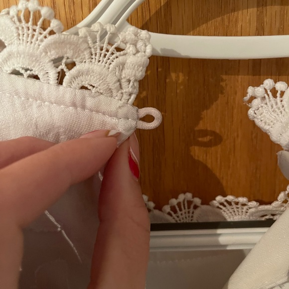 White Floral Altar’d State Dress🌸 - Picture 4 of 6